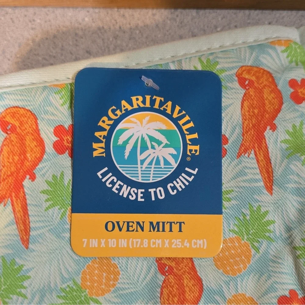 Jimmy Buffett Margaritaville License to Chill Tropical Cotton Kitchen Set,